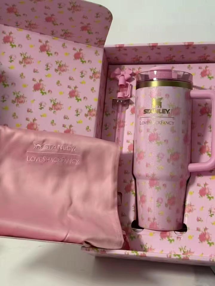 Stanley Quencher H2.0 FlowState 40oz Floral Tumbler Gift Set with Carry Pouch | LoveShackFancy Edition