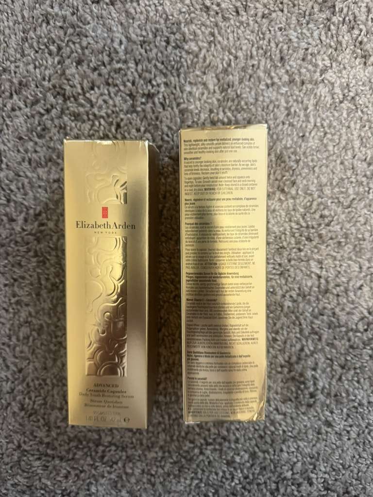 Elizabeth Arden Advanced Ceramide Capsules Daily Youth Restoring Serum – 60 Capsules (1.7 oz)
